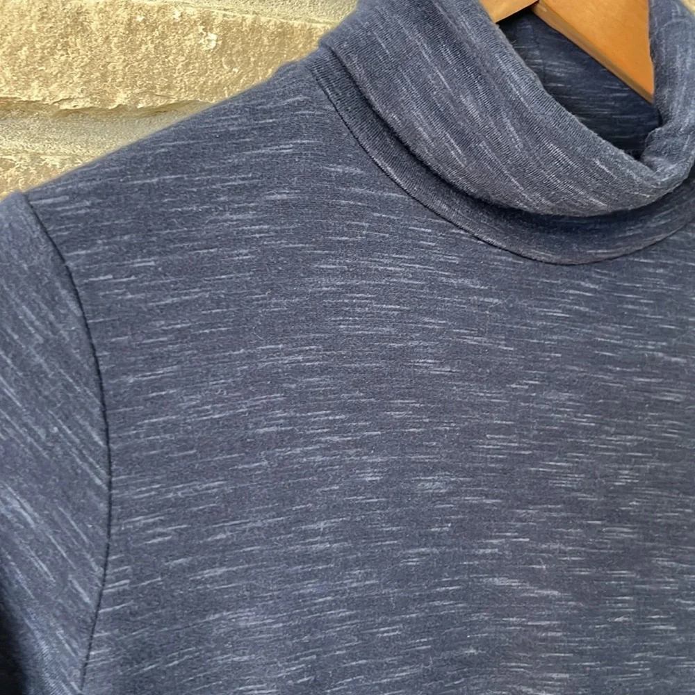 Abercrombie & Fitch Heathered Navy Turtleneck Tunic Top Size Small - Picture 11 of 12